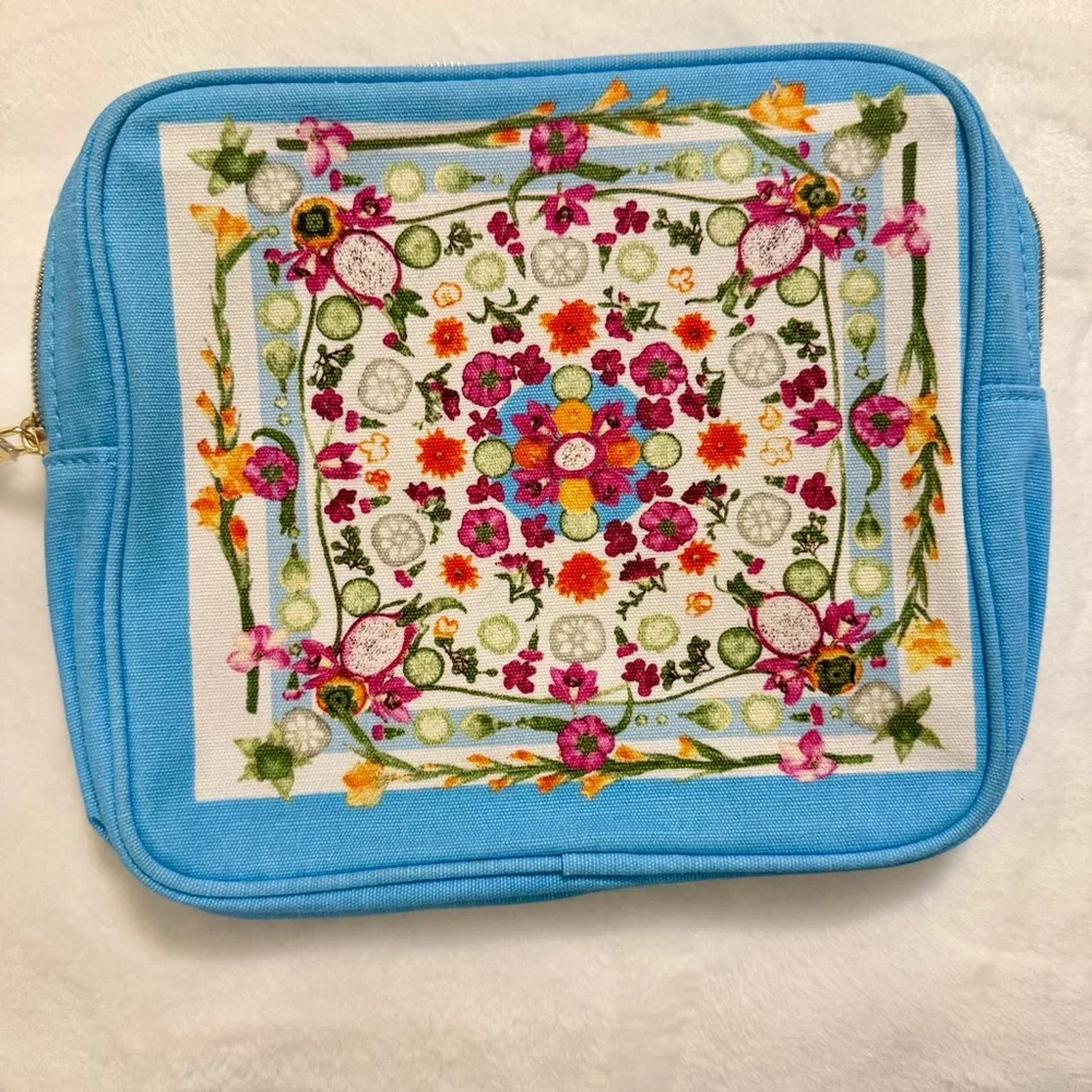 Estee Lauder Limited Edition Floral Cosmetic Bag